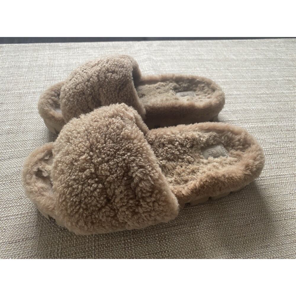 UGG Cozetta Curly Sheepskin Slippers Chestnut Size 8